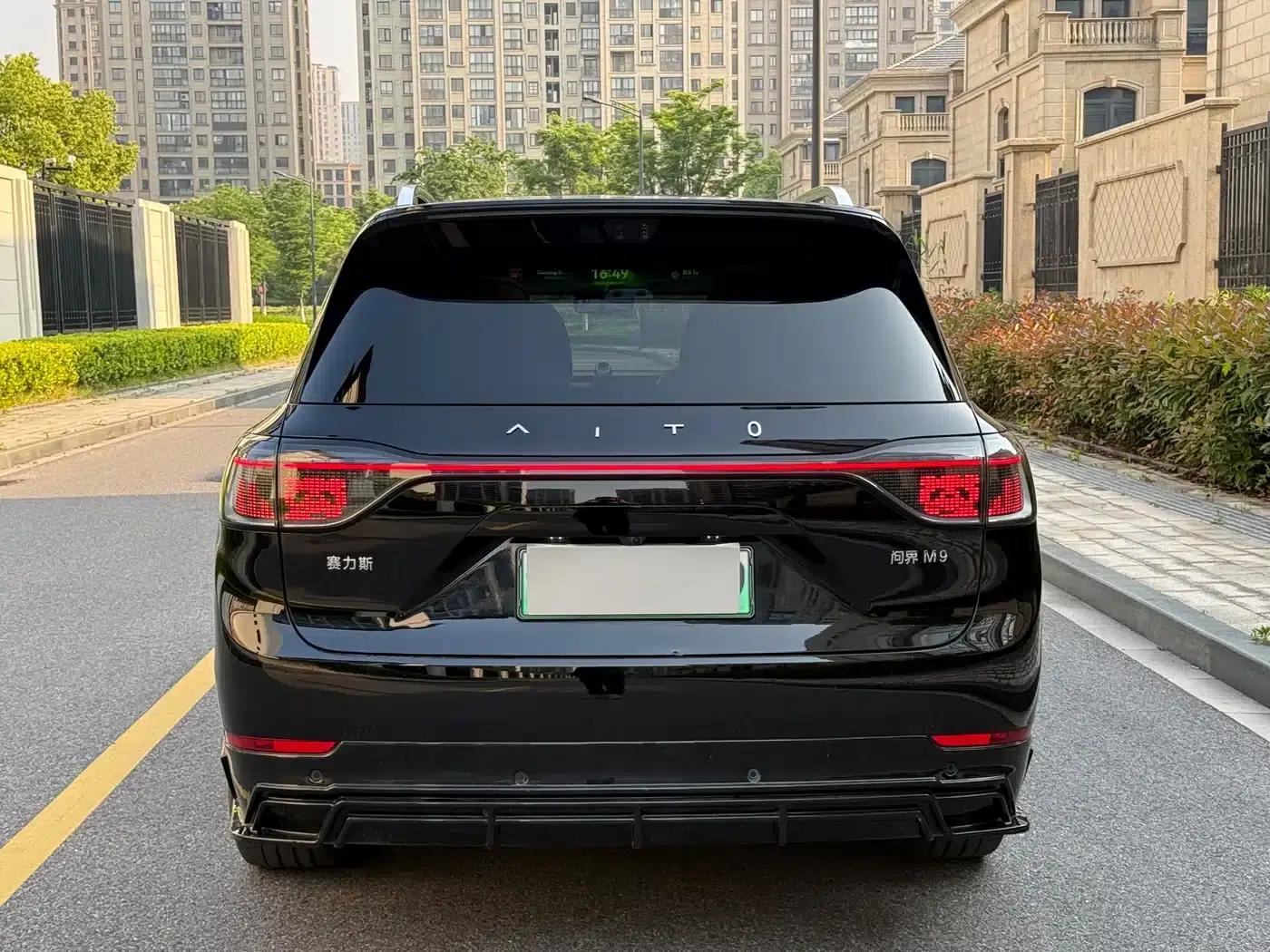 Wenjie M9 2025 Ultra Extended Range Edition 52kWh 6-Seat Version (192-line LiDAR) — миниатюра 4