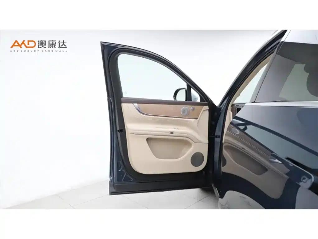 Wenjie M9/1.5T/2024/Range Extended Ultra Edition 42kWh 6-Seater — миниатюра 11