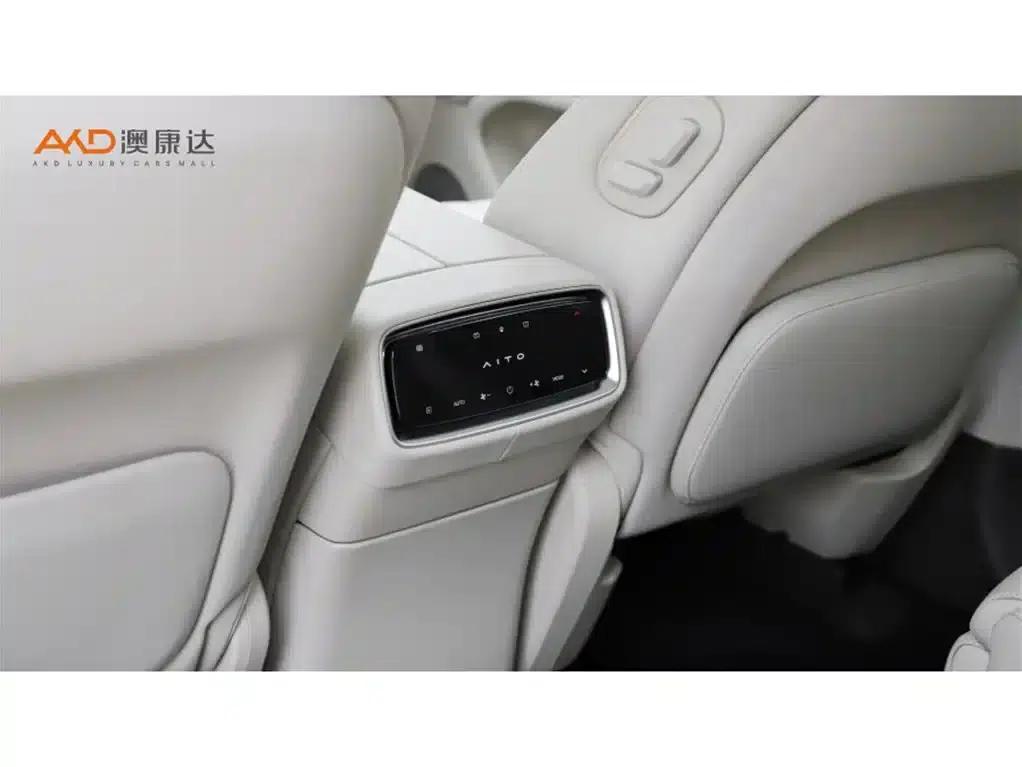 Wenjie M9/1.5T/2024/Range Extended Ultra Edition 42kWh 6-Seater — миниатюра 10