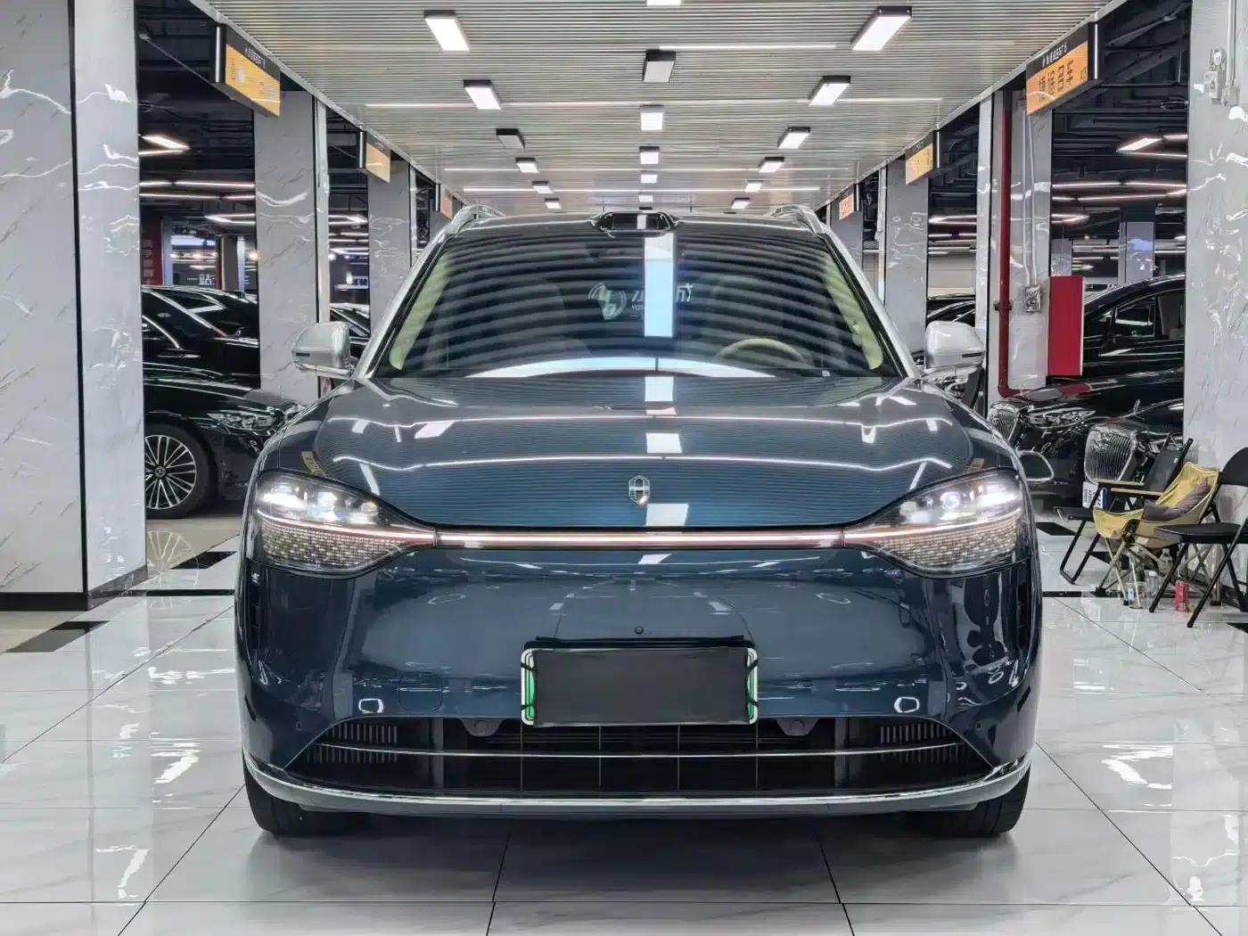 Wenjie M9 2024 Range Extended Ultra Edition 52kWh 6-Seater — миниатюра 2