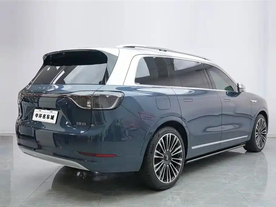 Wenjie M9 2024 Range Extended Ultra Edition 42kWh 6-Seater — миниатюра 17
