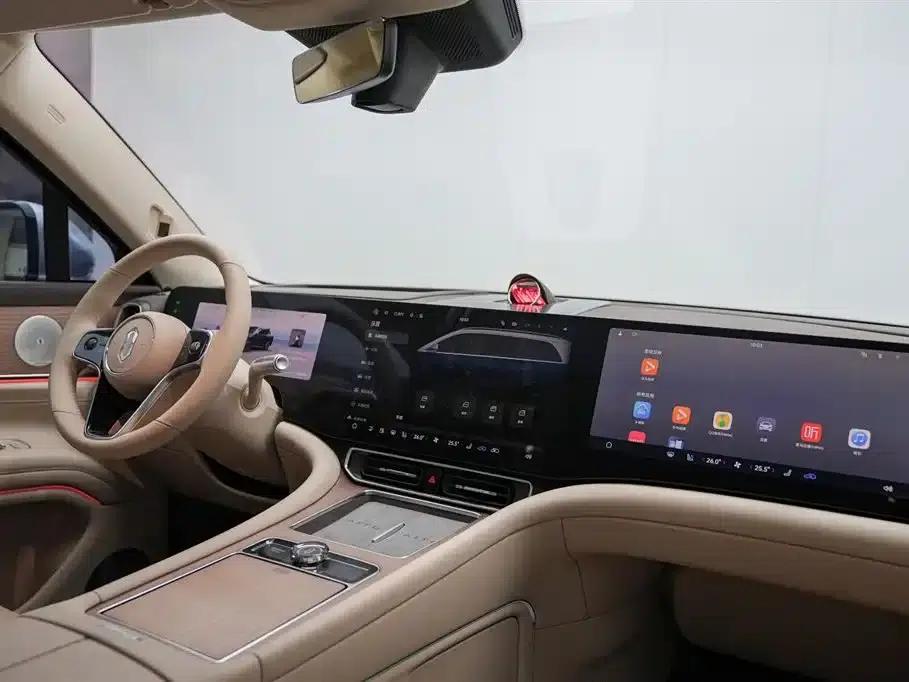 Wenjie M9 2024 Range Extended Ultra Edition 42kWh 6-Seater — миниатюра 8