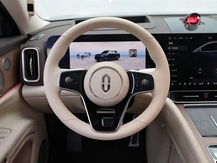 Wenjie M9 2024 Range Extended Ultra Edition 42kWh 6-Seater — миниатюра 10