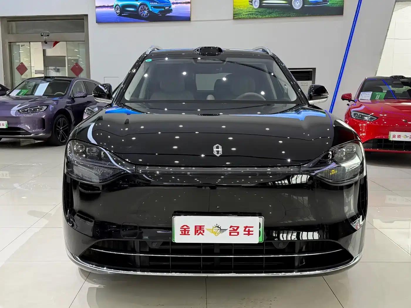 Wenjie M9 2025 Extended Range Max Edition 52kWh 6-Seat Version (192-line LiDAR) — миниатюра 2