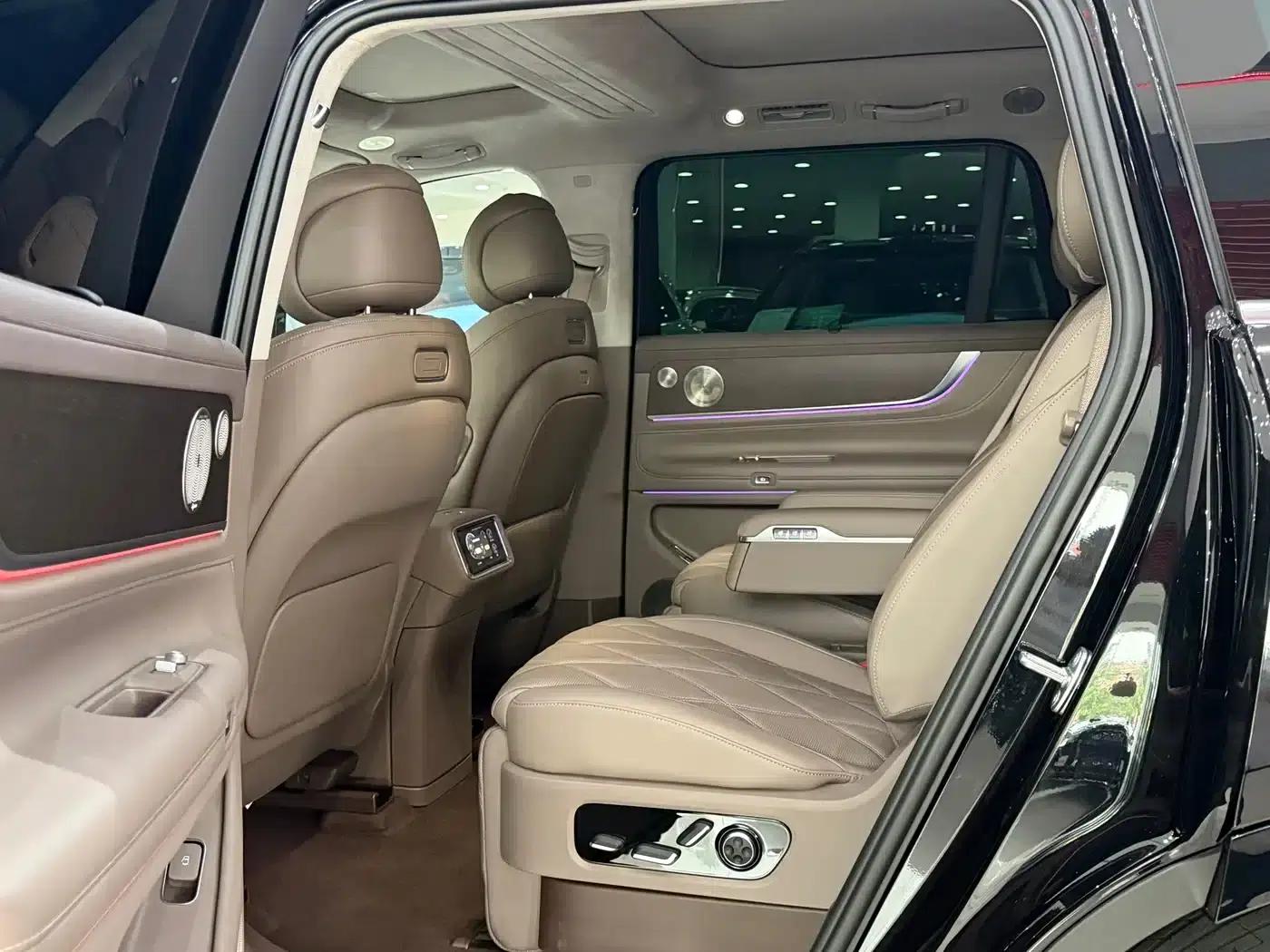 Wenjie M9 2025 Extended Range Max Edition 52kWh 6-Seat Version (192-line LiDAR) — миниатюра 11