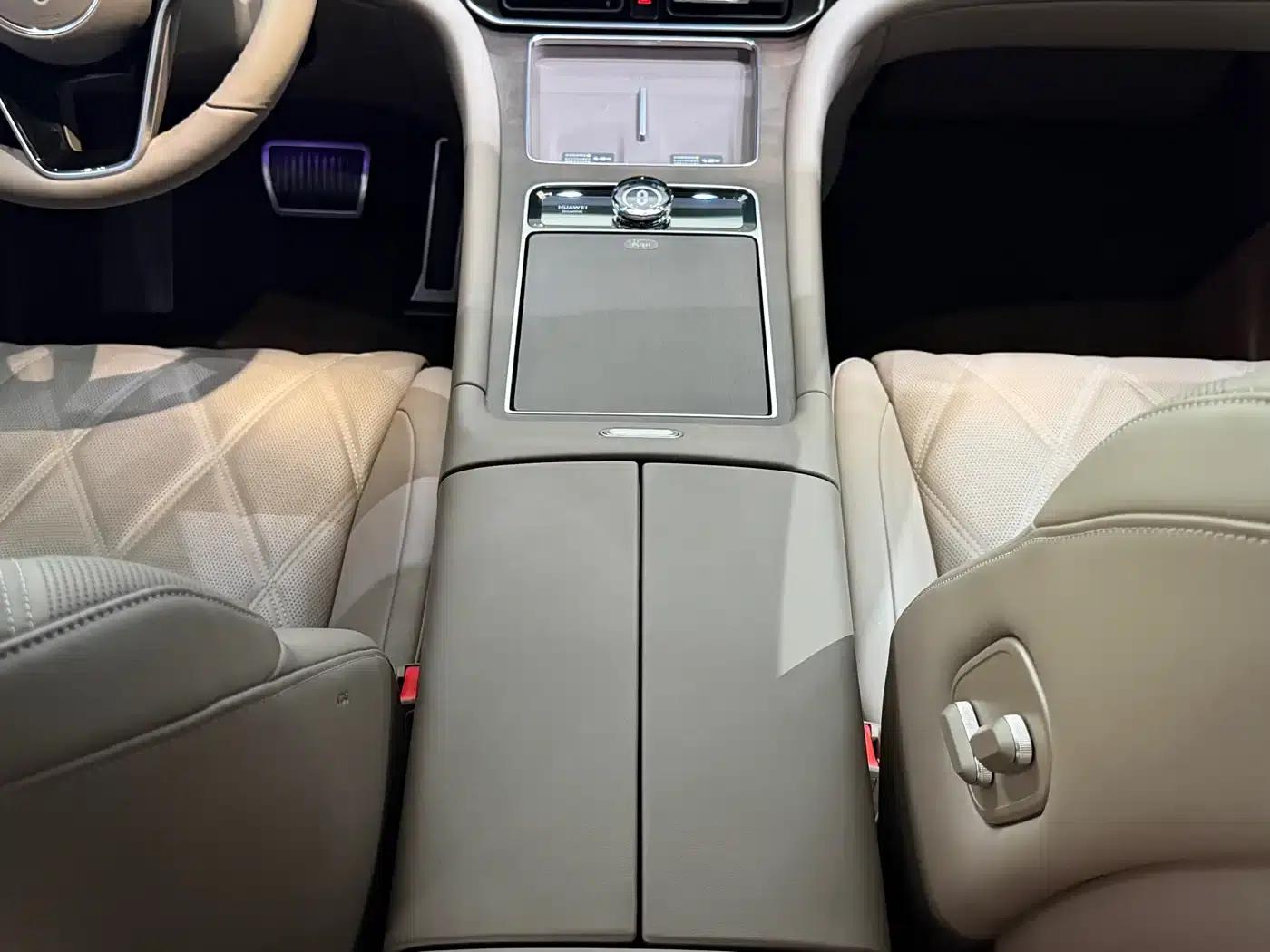 Wenjie M9 2025 Extended Range Max Edition 52kWh 6-Seat Version (192-line LiDAR) — миниатюра 14