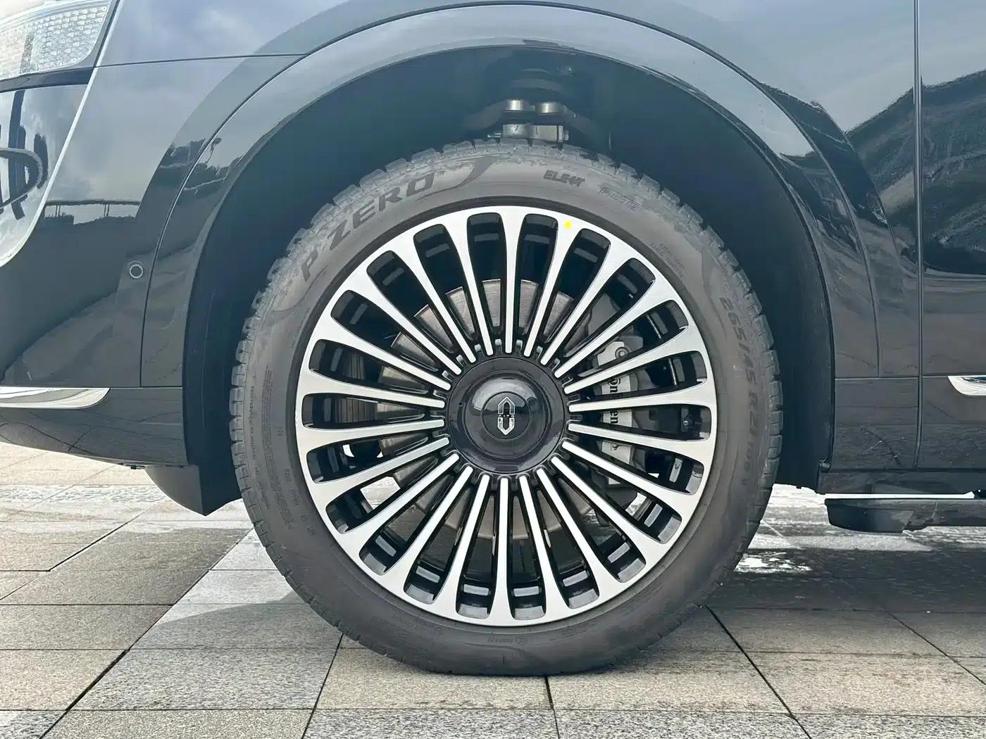 Wenjie M9 2025 Ultra Extended Range Edition (52kWh, 6-seater, 192-line LiDAR) — миниатюра 19