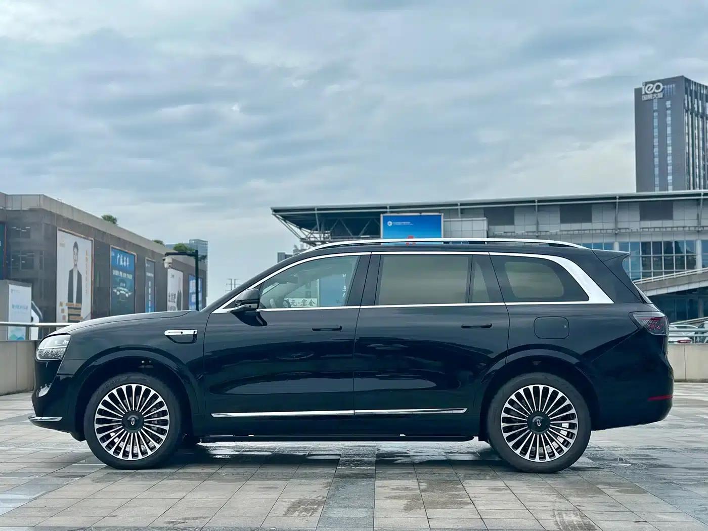 Wenjie M9 2025 Ultra Extended Range Edition (52kWh, 6-seater, 192-line LiDAR) — миниатюра 20