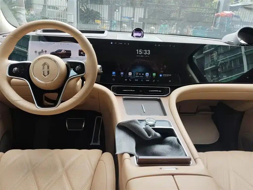 Wenjie M9 2025 Ultra Extended Range Edition (52kWh, 6-seater, 192-line LiDAR) — миниатюра 13
