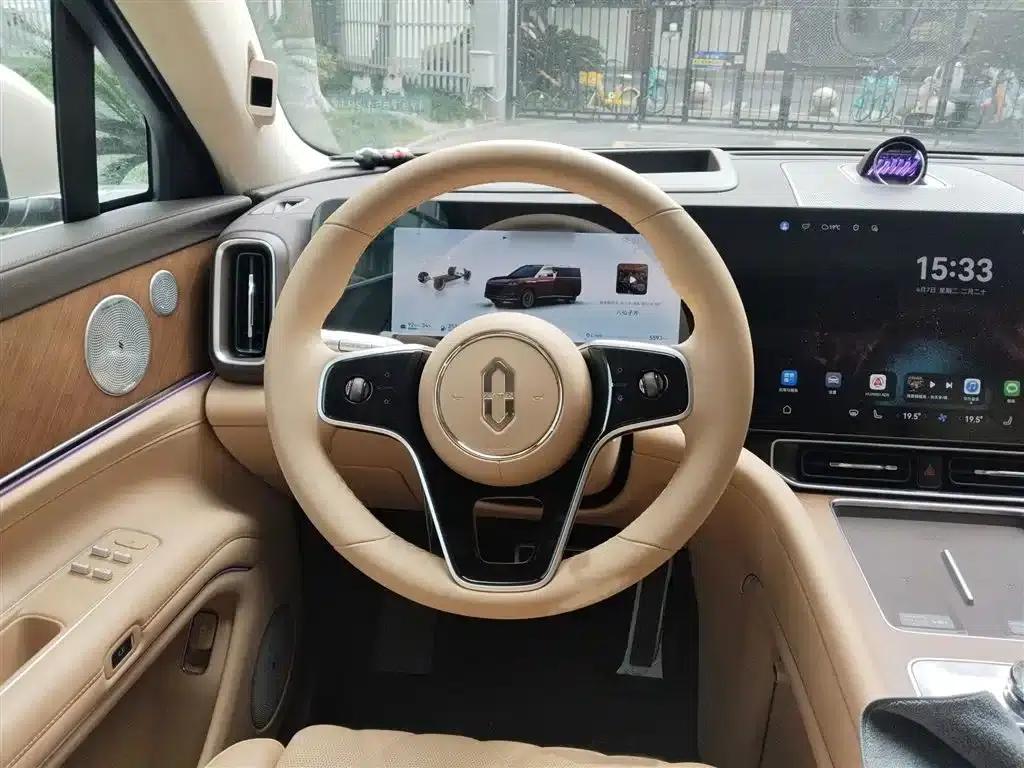 Wenjie M9 2025 Ultra Extended Range Edition (52kWh, 6-seater, 192-line LiDAR) — миниатюра 3