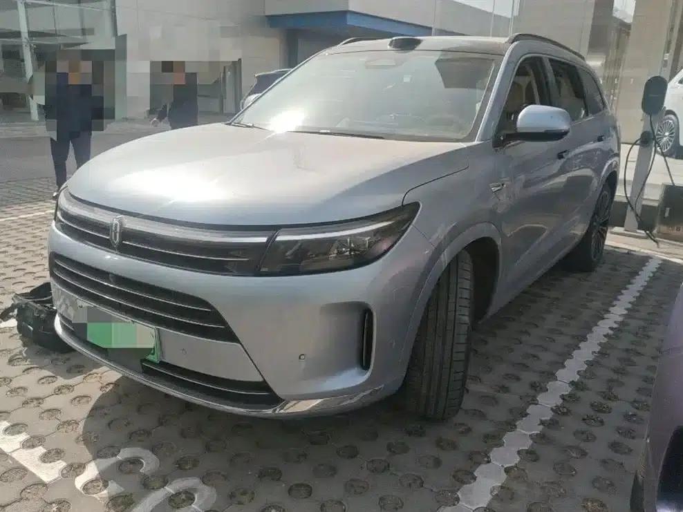 Wenjie M7 2024 1.5T Intelligent Driving 4WD Max Edition 6-seater — миниатюра 1