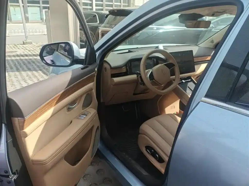 Wenjie M7 2024 1.5T Intelligent Driving 4WD Max Edition 6-seater — миниатюра 3