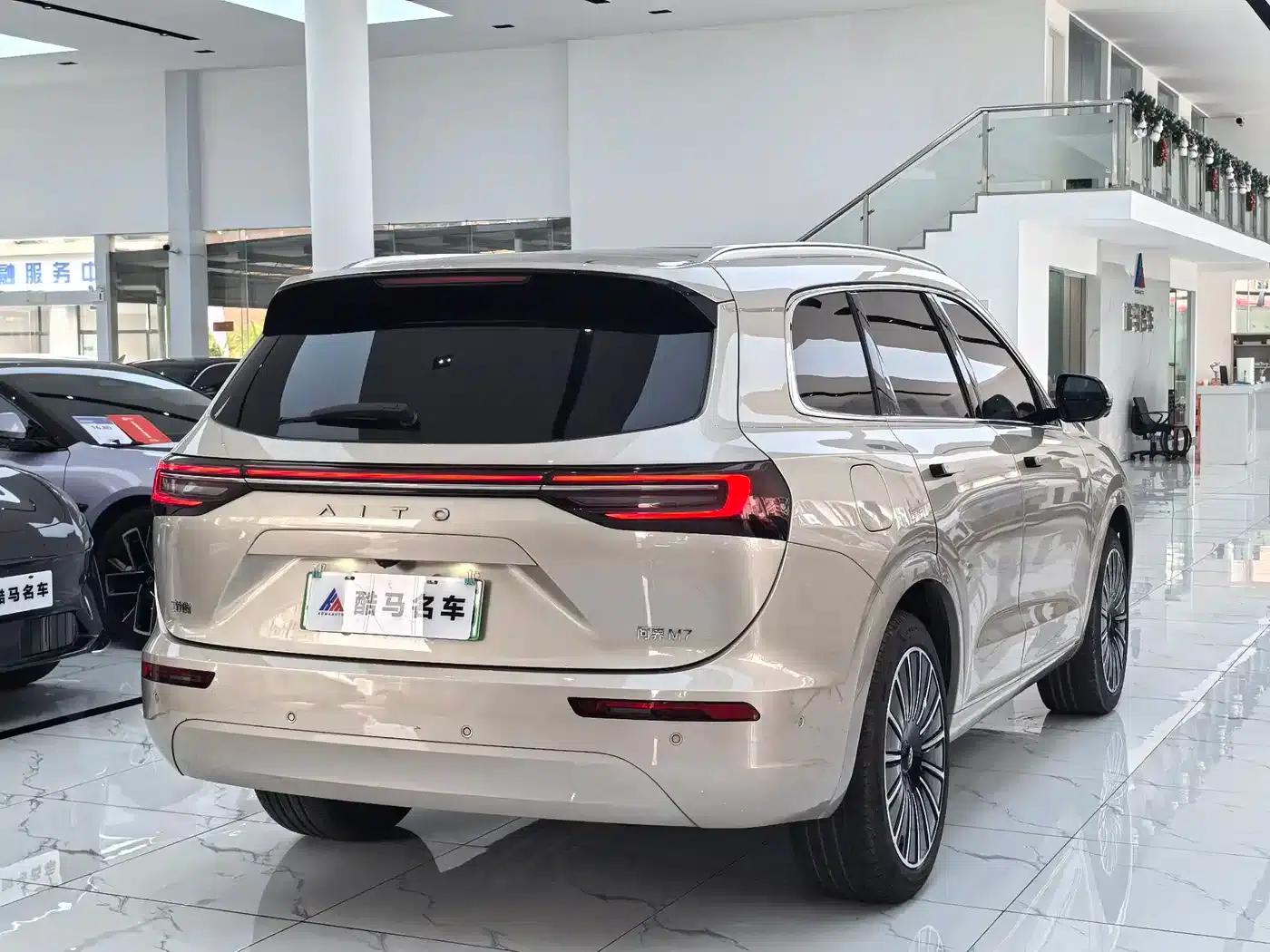 Wenjie M7 2022 1.5T AWD Flagship Edition — миниатюра 16
