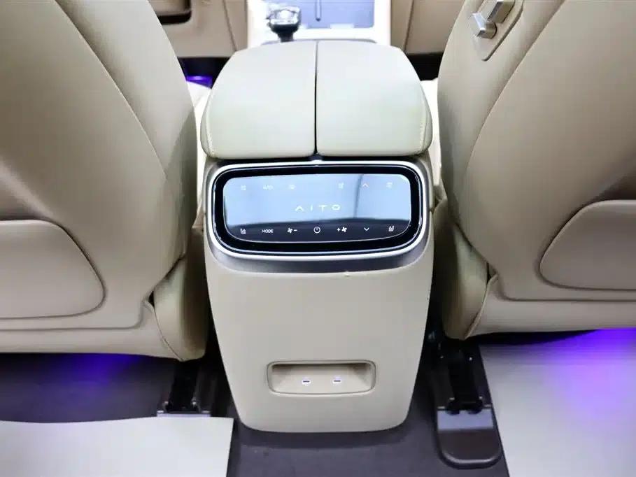 Wenjie M7 2024 1.5T Rear-Wheel Drive Plus Edition 5-Seater — миниатюра 21