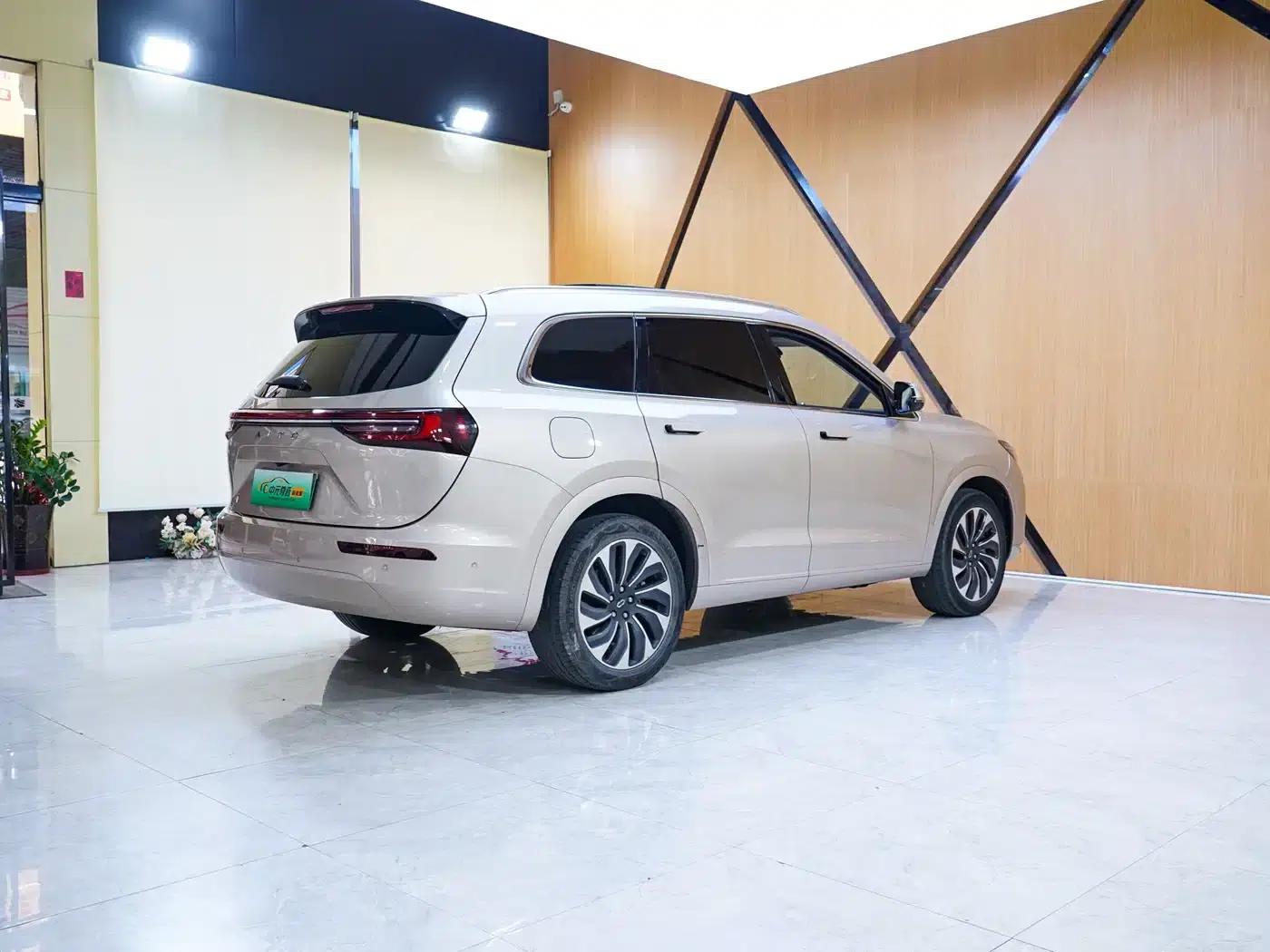 Wenjie M7 2022 1.5T AWD Luxury Edition — миниатюра 12