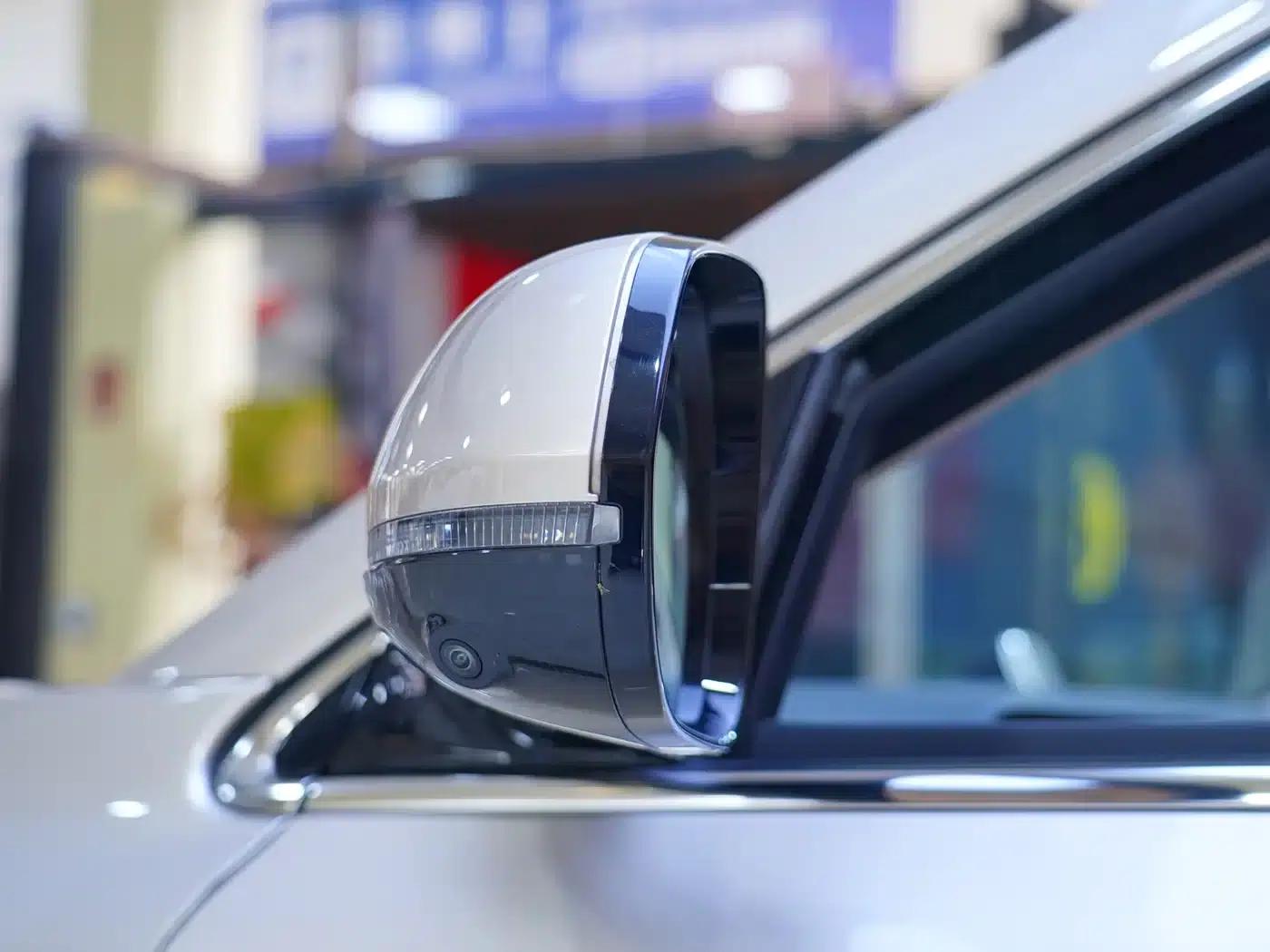 Wenjie M7 2022 1.5T AWD Luxury Edition — миниатюра 8