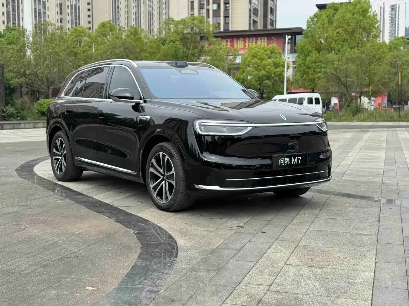 Wenjie M7 2026 Model Extended Range Max Version (6 Seats, 192-line LiDAR) — миниатюра 3