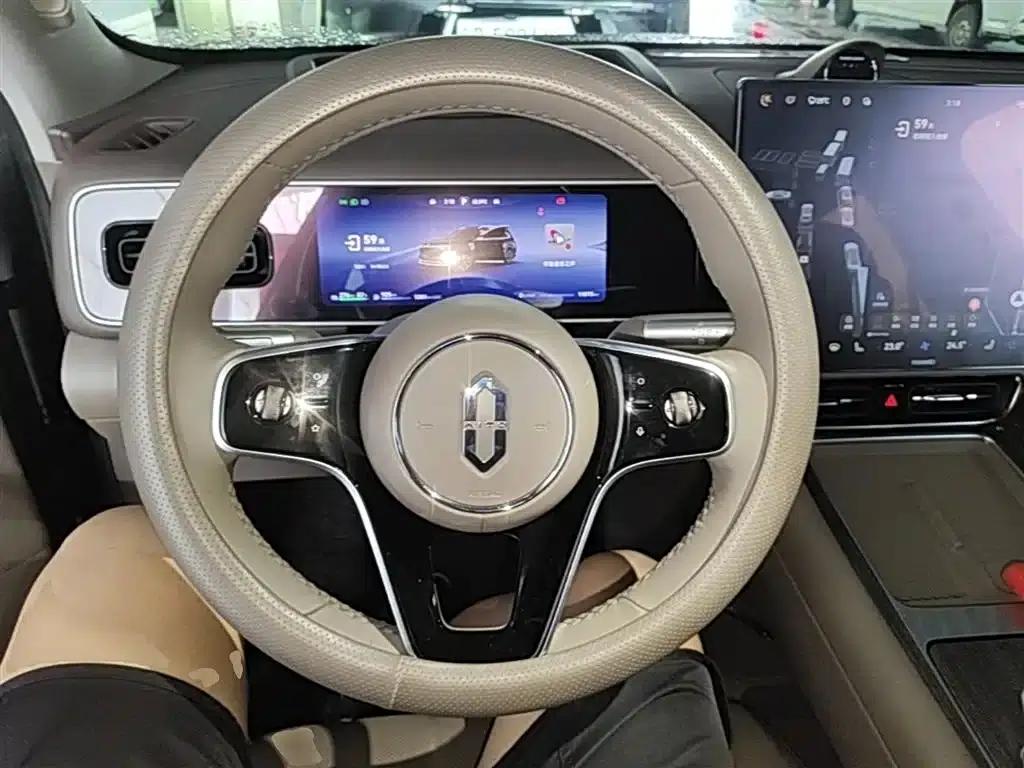 Wenjie M7 2026 Model Extended Range Ultra 4WD Version (5 Seats, 192-line LiDAR) — миниатюра 11