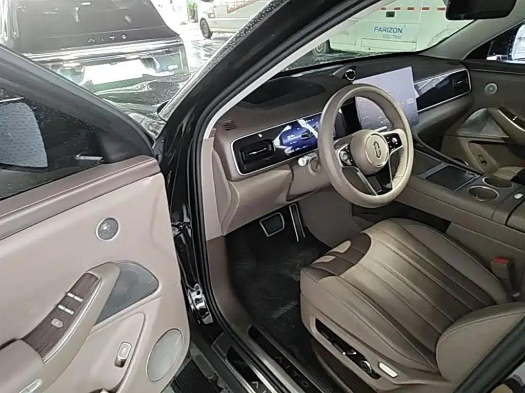 Wenjie M7 2026 Model Extended Range Ultra 4WD Version (5 Seats, 192-line LiDAR) — миниатюра 16
