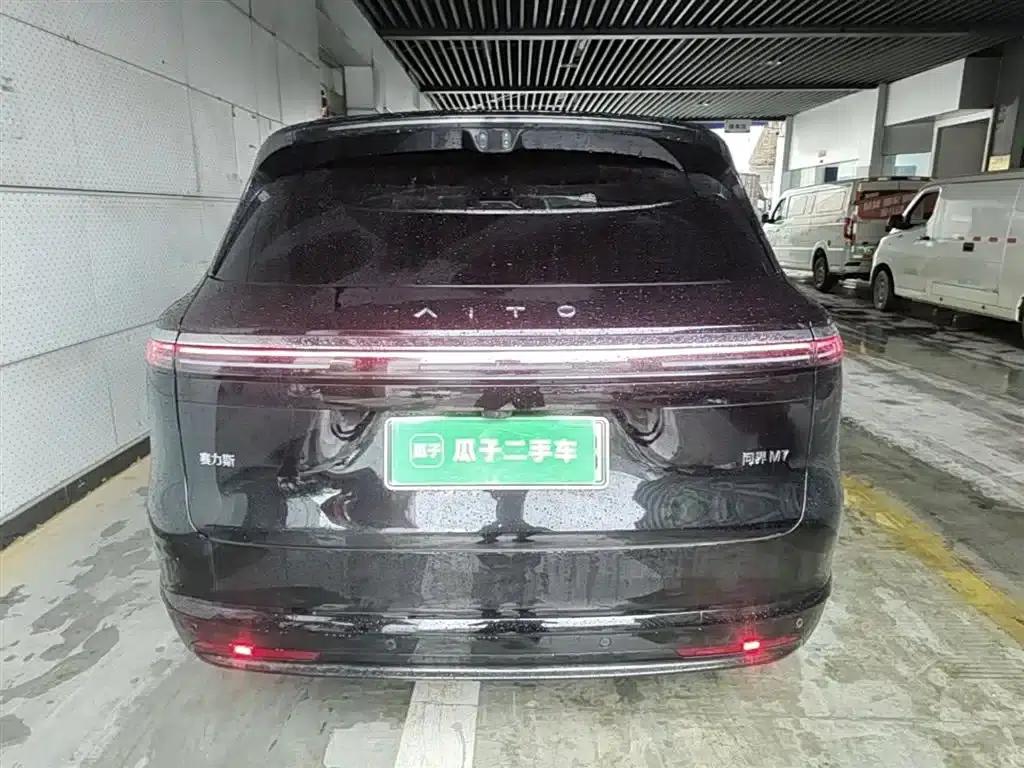 Wenjie M7 2026 Model Extended Range Ultra 4WD Version (5 Seats, 192-line LiDAR) — миниатюра 6