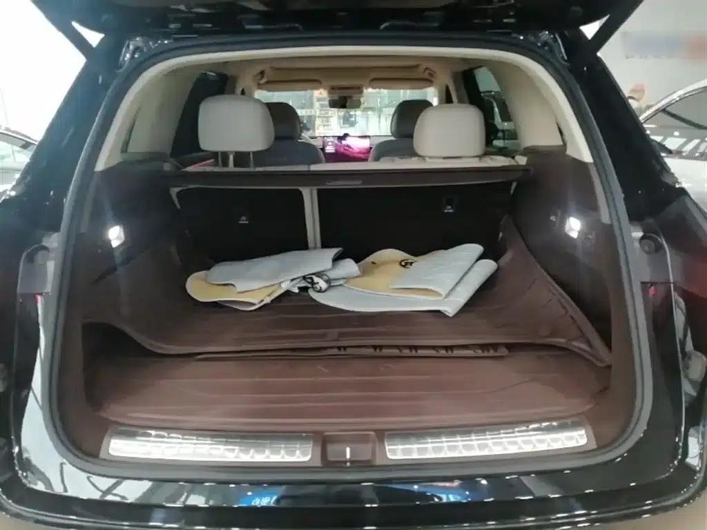 Wenjie M7 2026 Extended Range Max 4WD Version (5 Seats, 192-line LiDAR) — миниатюра 19