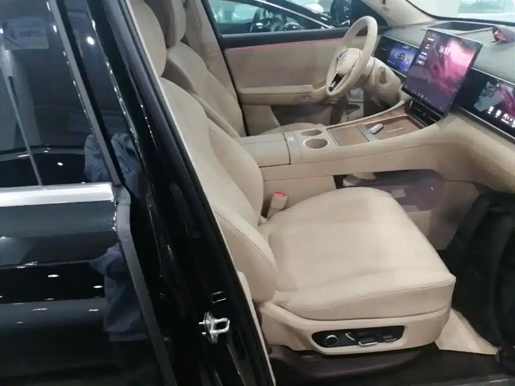 Wenjie M7 2026 Extended Range Max 4WD Version (5 Seats, 192-line LiDAR) — миниатюра 25