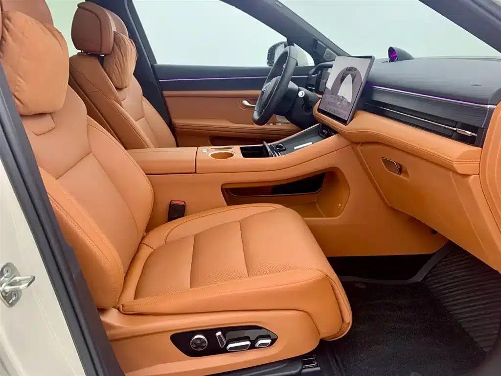 Wenjie M5 2025 Extended Range Ultra 4WD — миниатюра 13