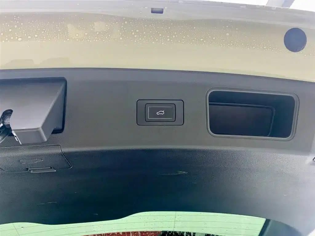 Wenjie M5 2025 Extended Range Ultra 4WD — миниатюра 9