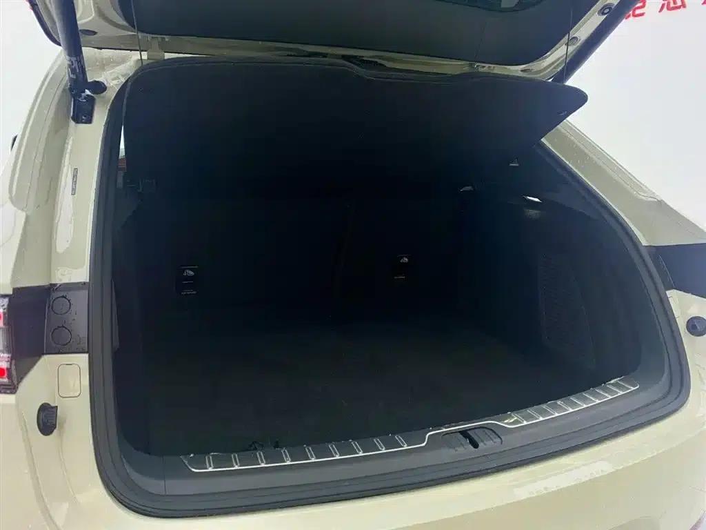 Wenjie M5 2025 Extended Range Ultra 4WD — миниатюра 10