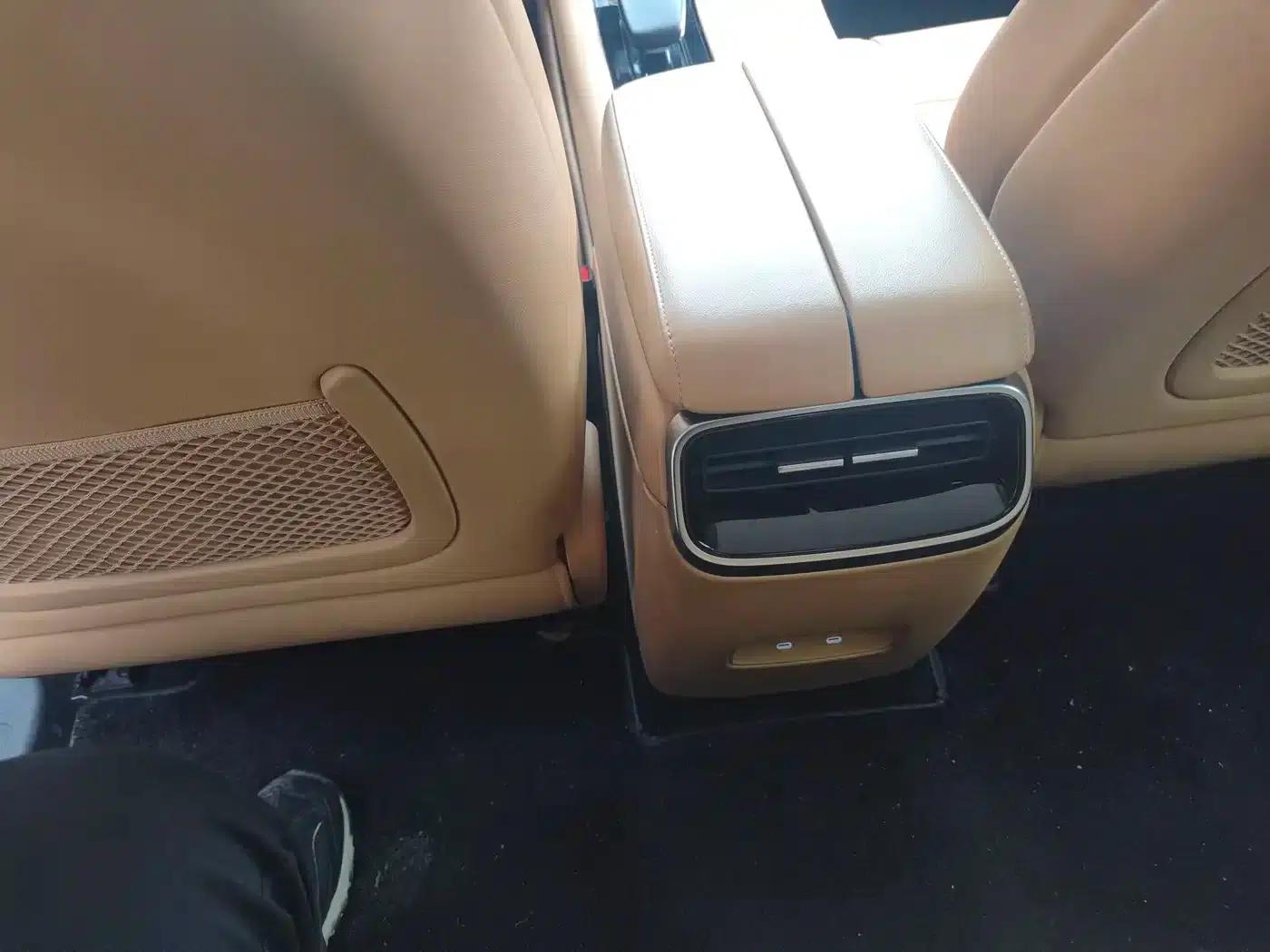 Wenjie M5 2022 Extended Range 4WD Ultimate Edition — миниатюра 11