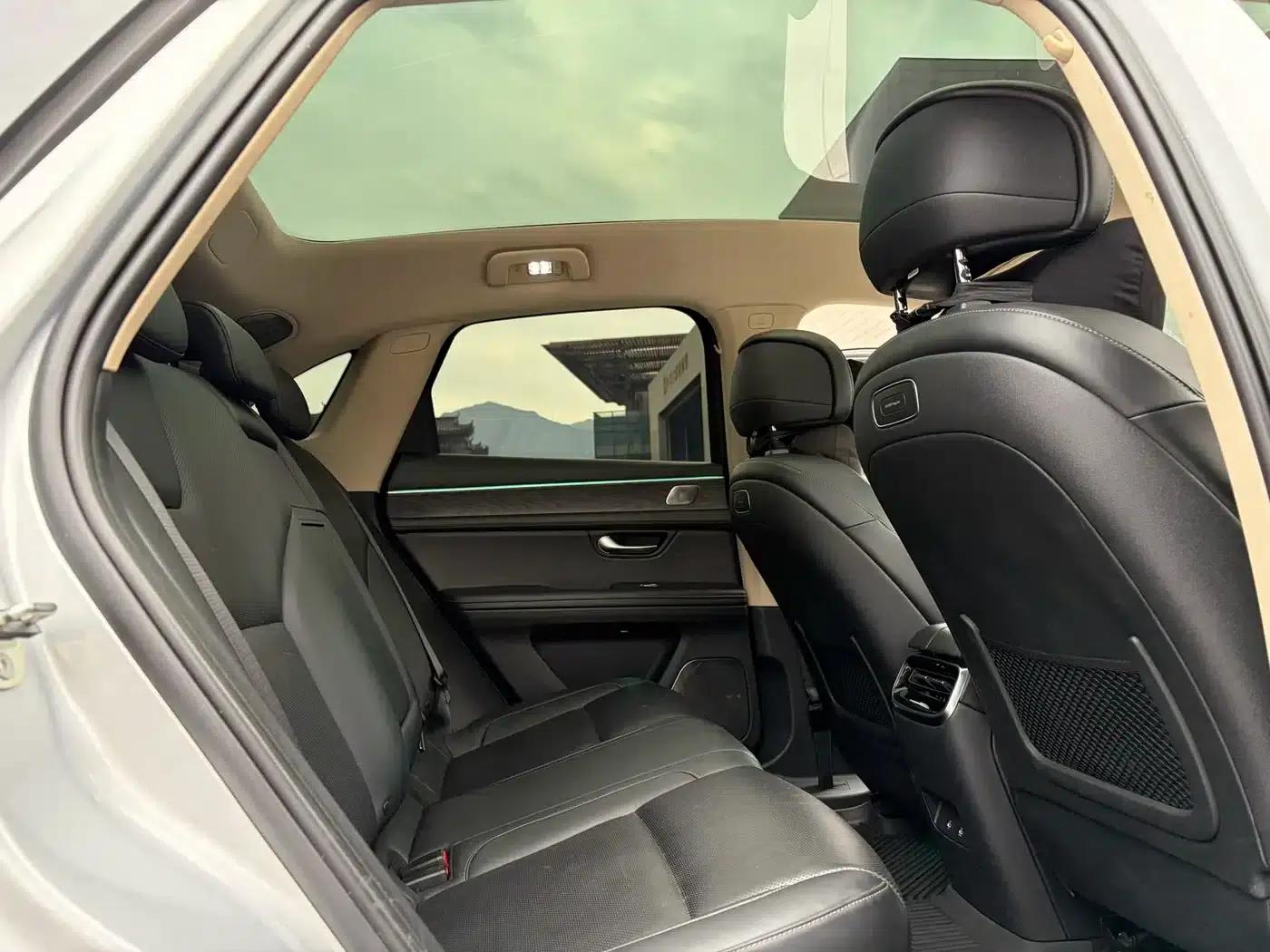Wenjie M5 2024 Range Extended Max Rear-Wheel Drive High-End Intelligent Driving Edition — миниатюра 7