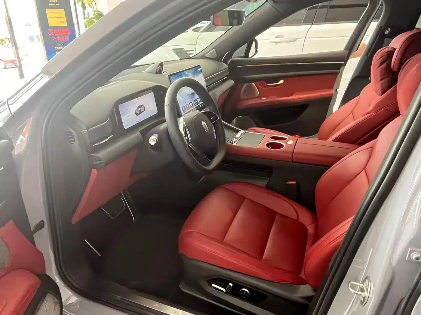 Wenjie M5 2025 Extended Range Ultra 4WD — миниатюра 7