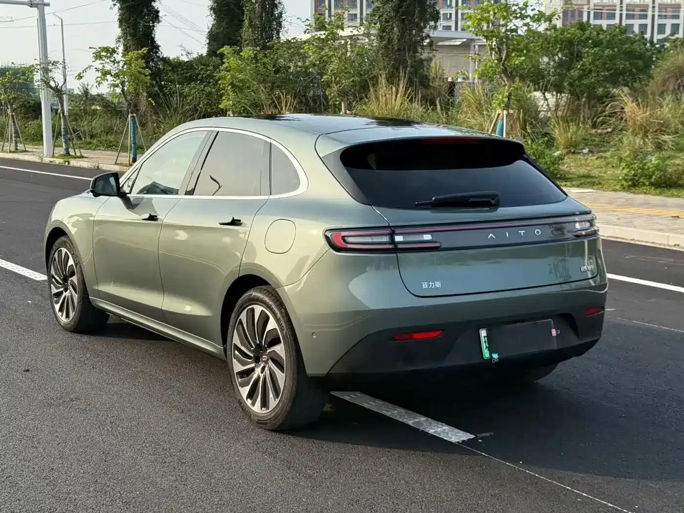 Wenjie M5 2022 Extended Range AWD Performance Edition — миниатюра 4