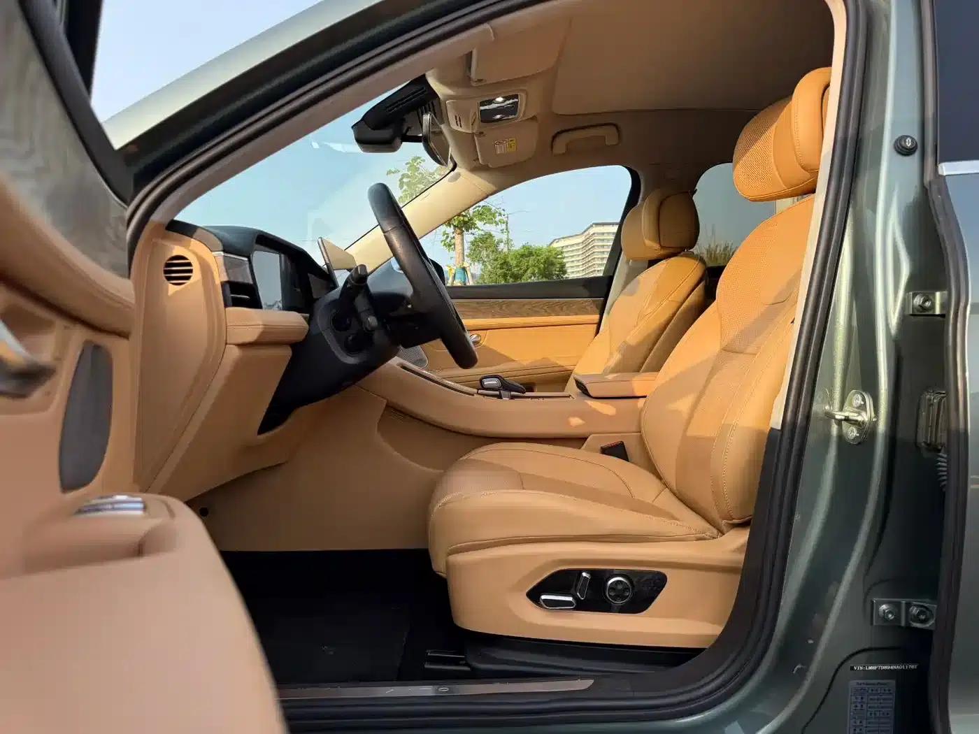 Wenjie M5 2022 Extended Range AWD Performance Edition — миниатюра 7