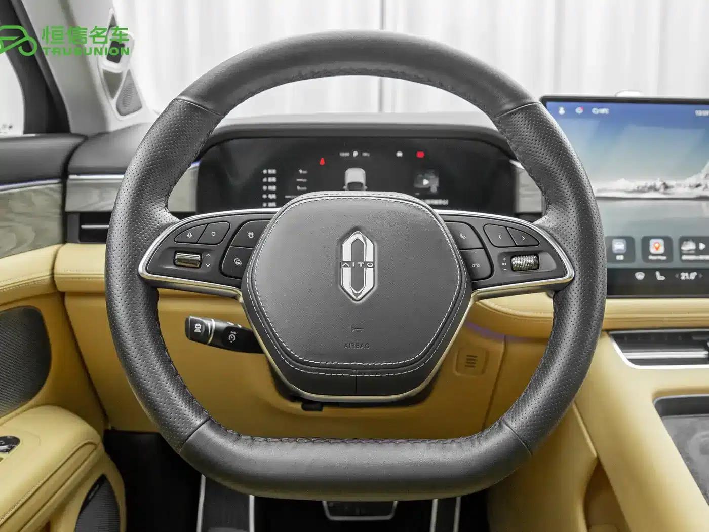 Wenjie M5 2022 Extended Range AWD Performance Edition — миниатюра 16