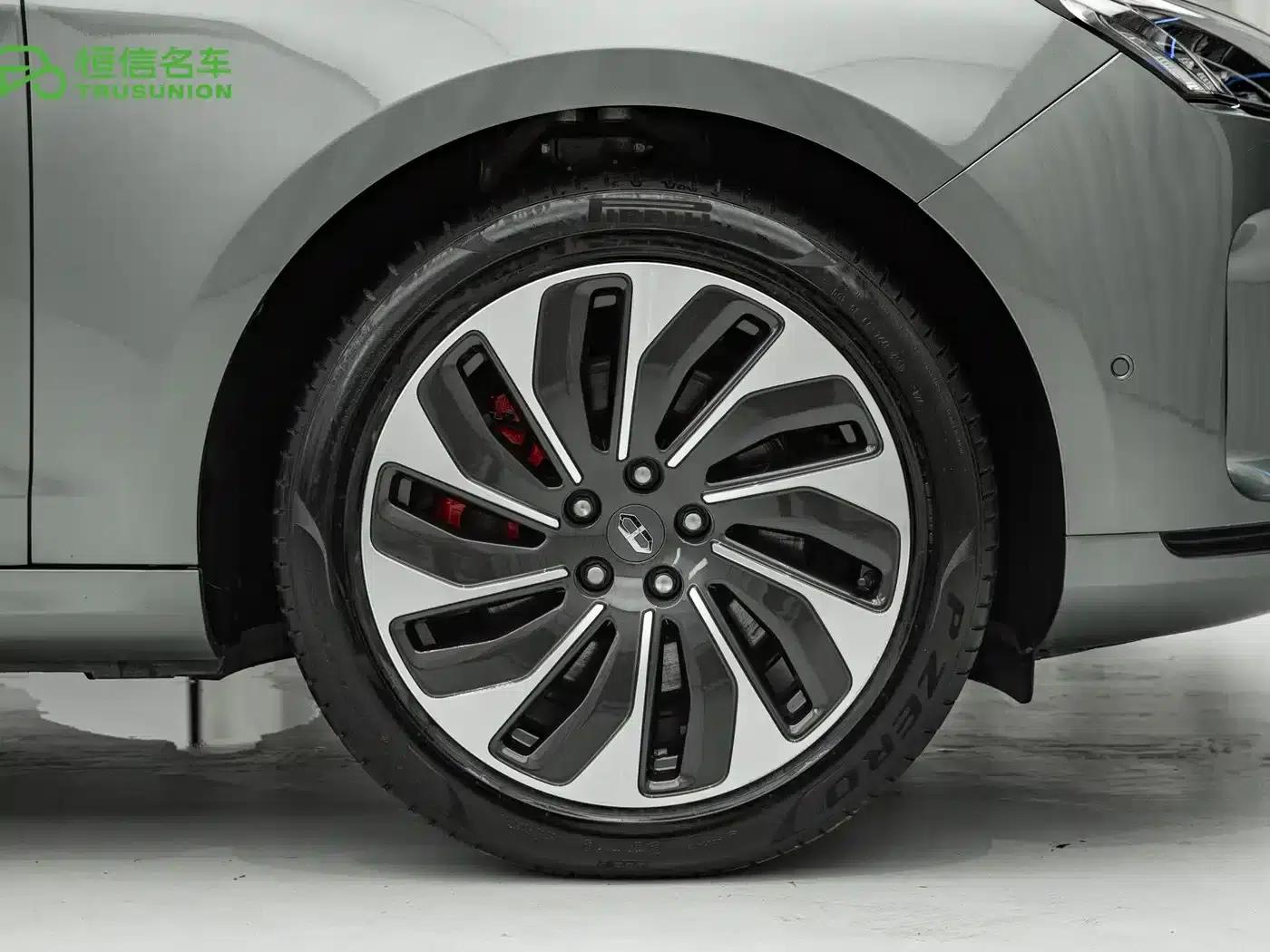 Wenjie M5 2022 Extended Range AWD Performance Edition — миниатюра 19