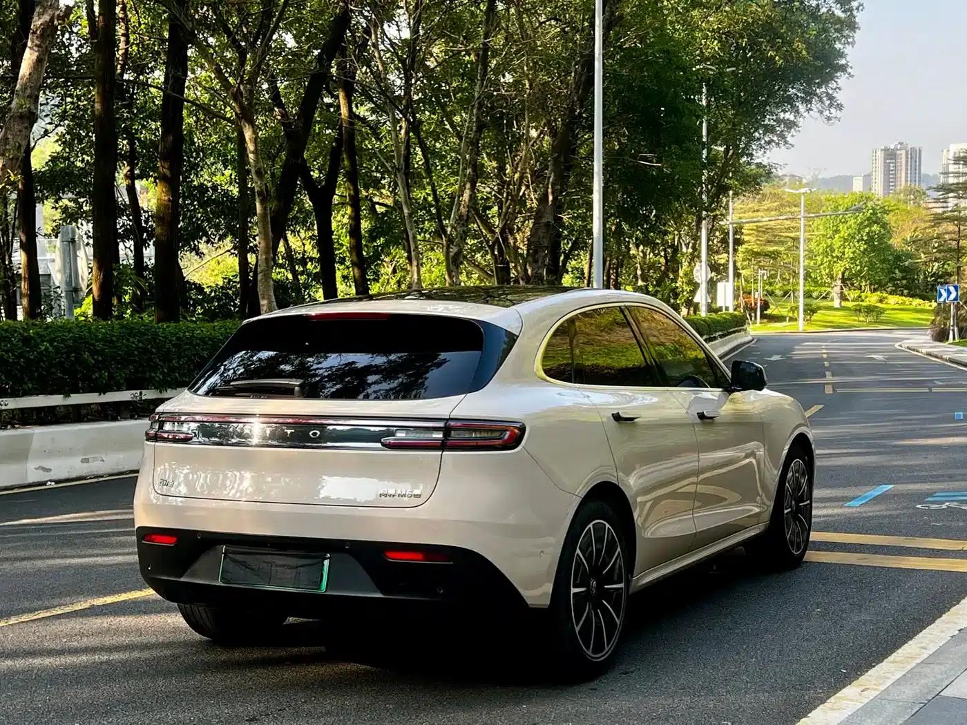 Wenjie M5 2022 Pure Electric Four-Wheel Drive Performance Edition — миниатюра 16