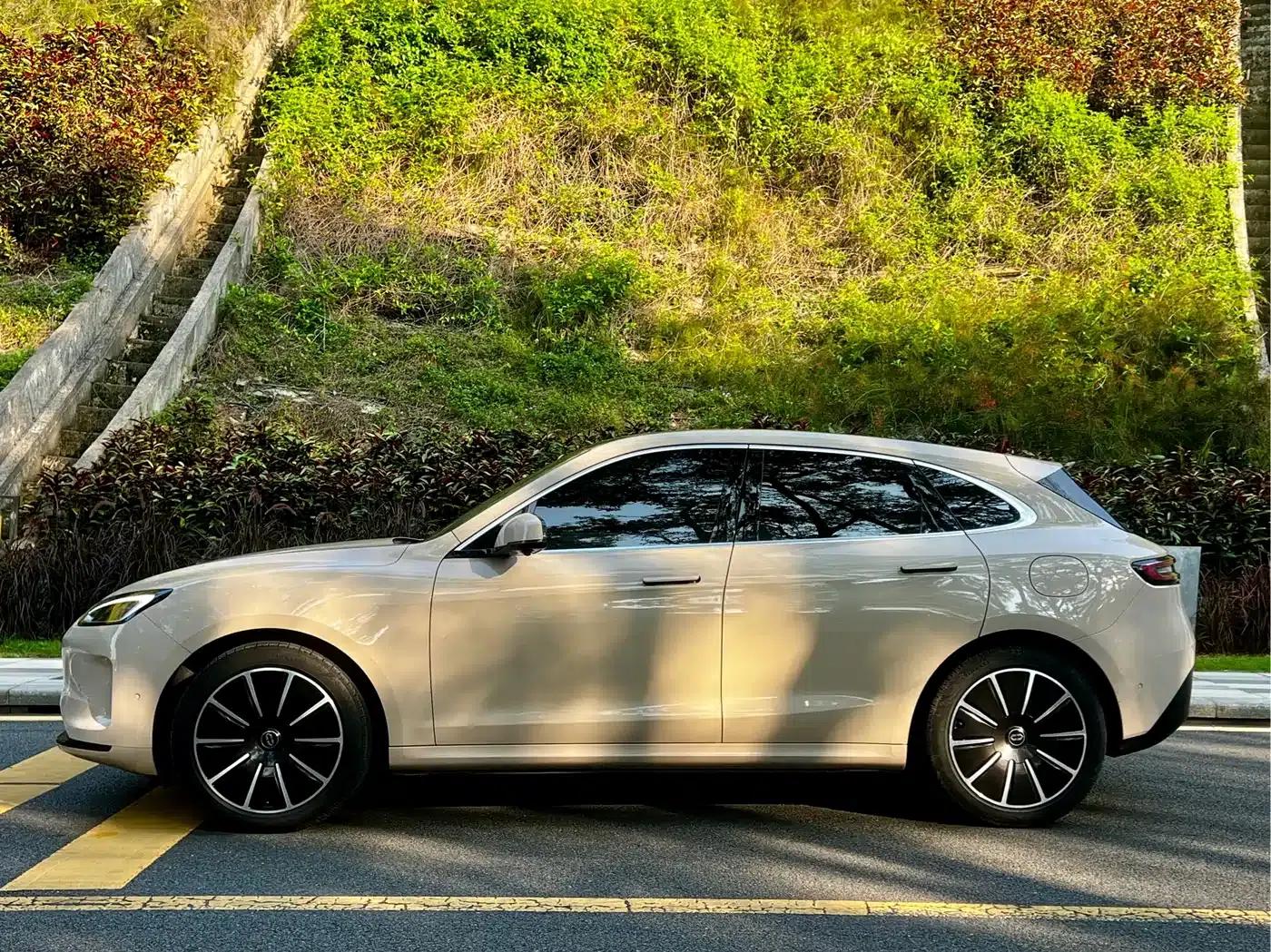 Wenjie M5 2022 Pure Electric Four-Wheel Drive Performance Edition — миниатюра 4