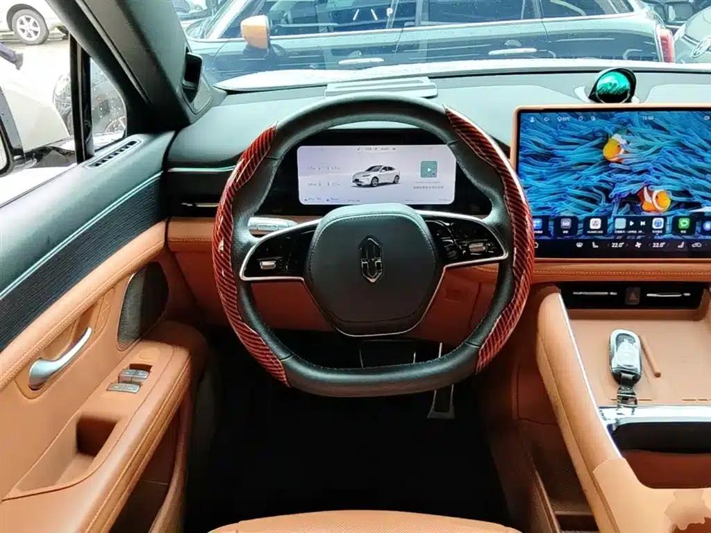 Wenjie M5 2025 Extended Range Ultra Rear-Wheel Drive Version — миниатюра 11