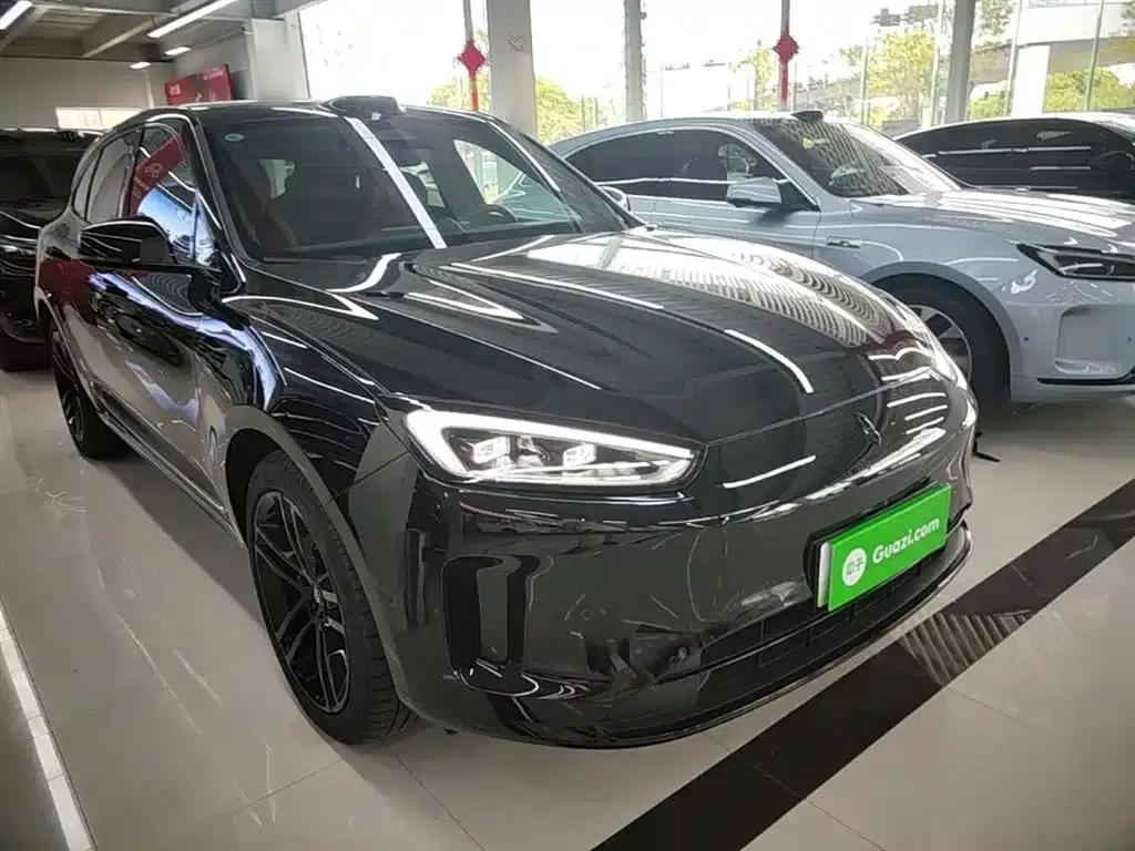 Wenjie M5 2025 Extended Range Ultra 4WD — миниатюра 4