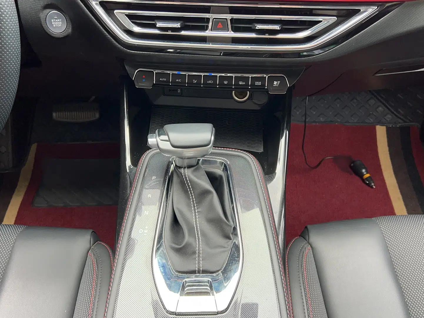 CHANGAN OSHAN X5 2021 1.6L CVT Luxury Model — миниатюра 16