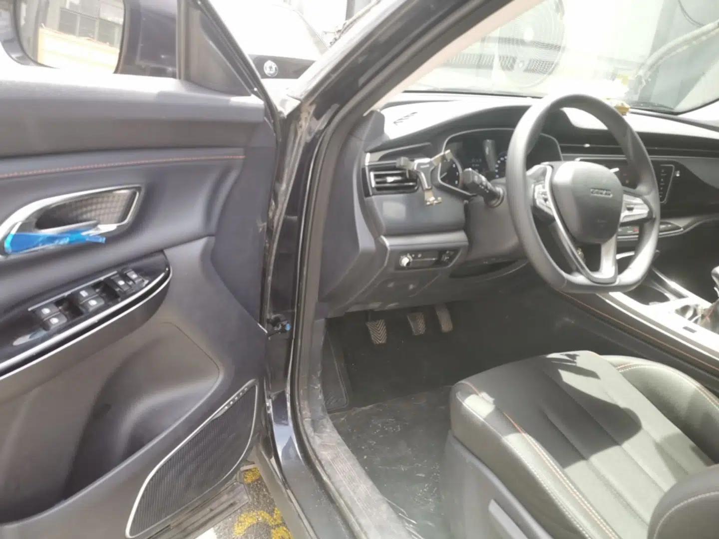 CHANGAN OSHAN X7 2020 1.5T Manual Elite Edition — миниатюра 19