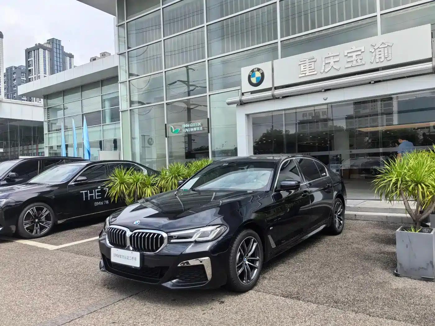 BMW 5 Series 2022 Facelift II 525Li M Sport Package — миниатюра 1