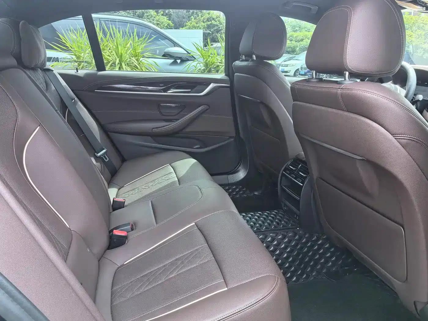 BMW 5 Series 2022 Facelift II 525Li M Sport Package — миниатюра 7
