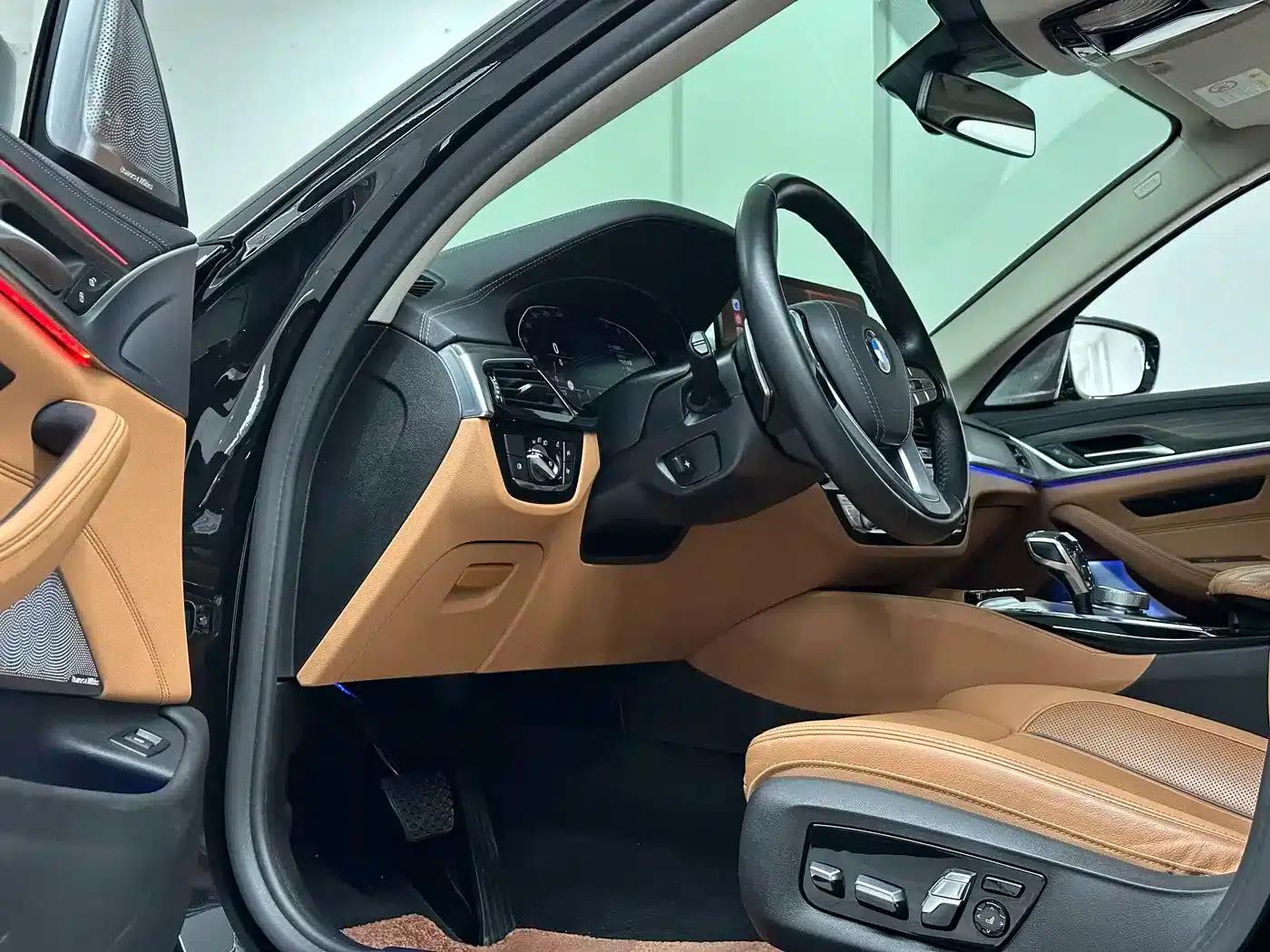 BMW 5 Series 2022 Facelift 530Li Luxury Package — миниатюра 7
