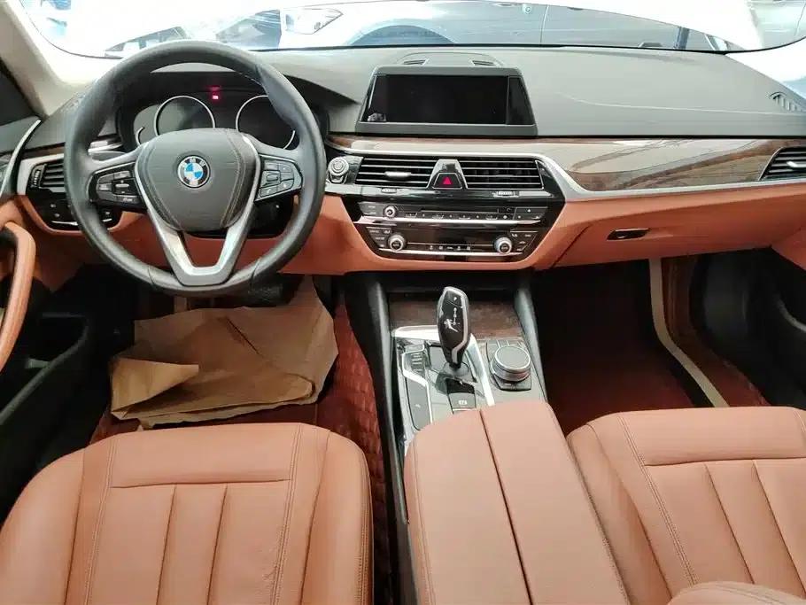 BMW 5 Series 2018 528Li Launch Special Edition — миниатюра 12