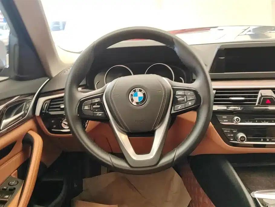 BMW 5 Series 2018 528Li Launch Special Edition — миниатюра 15
