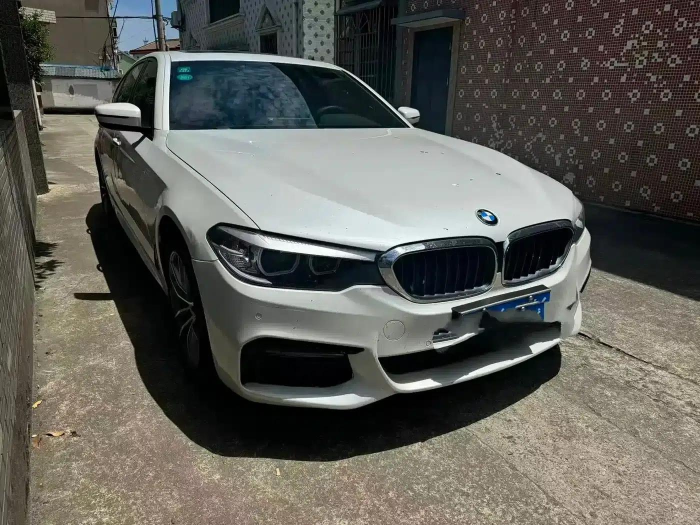 2018 BMW 5 Series 525Li M Sport Package — миниатюра 2