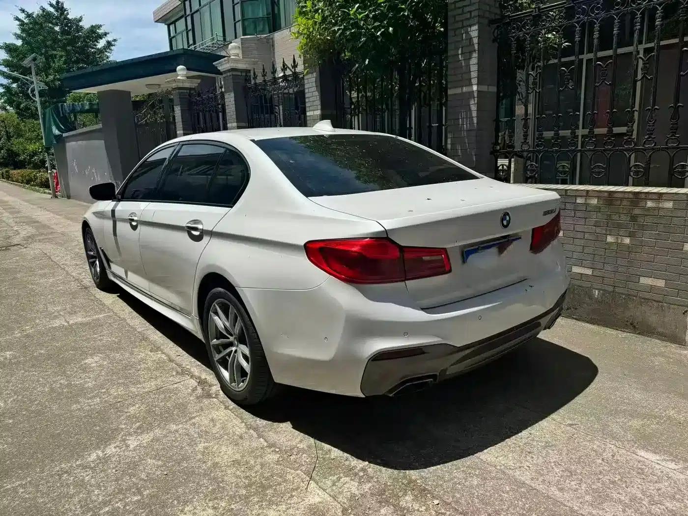 2018 BMW 5 Series 525Li M Sport Package — миниатюра 6