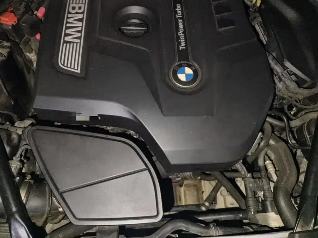 2018 BMW 5 Series 530Li Luxury M Sport Package — миниатюра 11